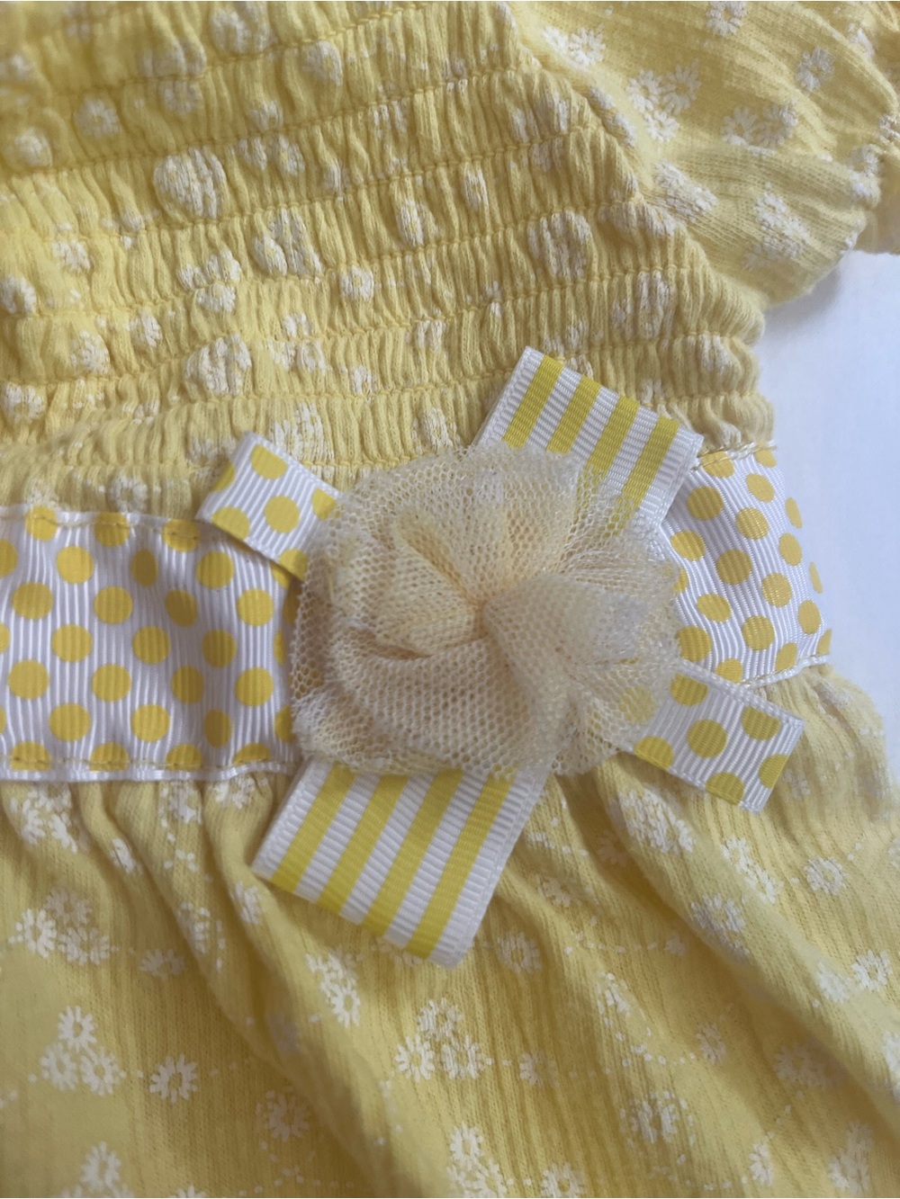 Little Lass Yellow Smocked Top and Jeggings Size 24 Months - Picture 4 of 8